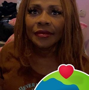 Meet your Posher, Lauretta